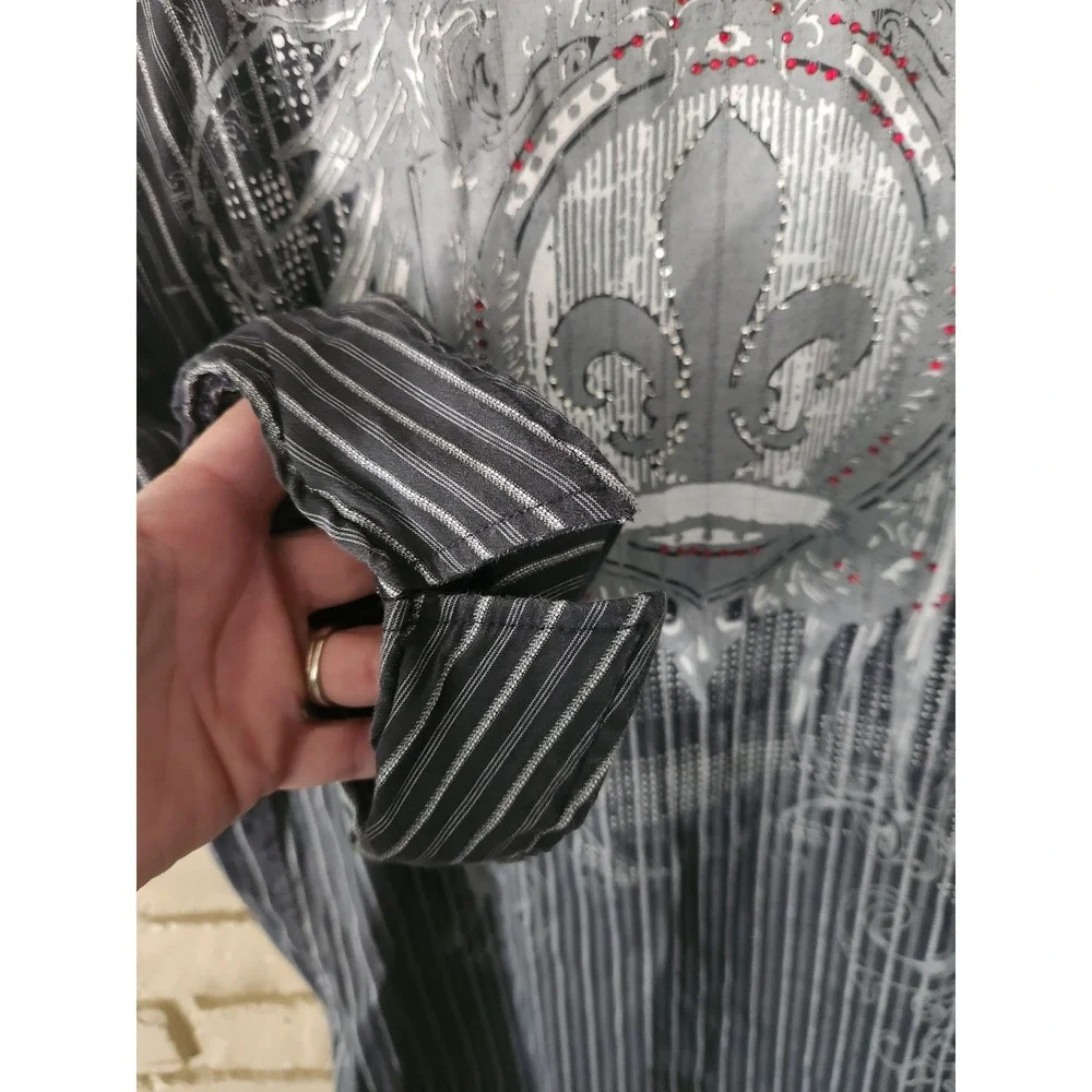 Domini International Boys XL Button Down